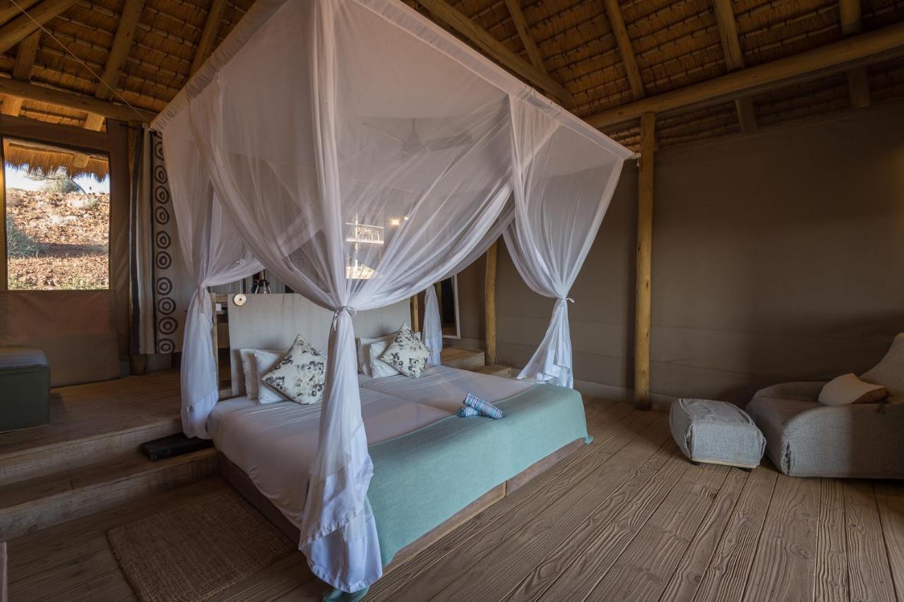 Wilderness Safaris Damaraland Camp Villa Twyfelfontein Exterior photo